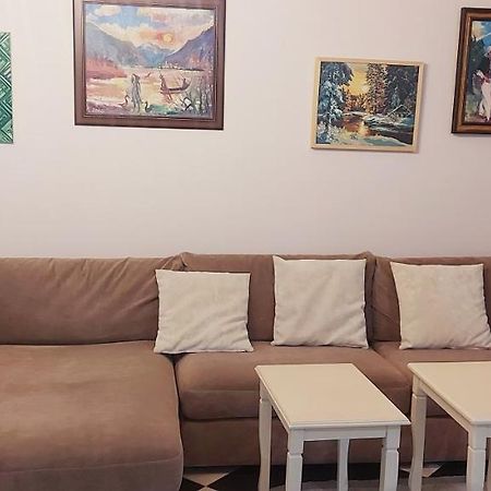 Lovely Apartment In Heart Of Tiranë Eksteriør bilde